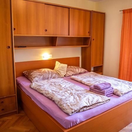 Guesthouse Marija Лопар Екстер'єр фото