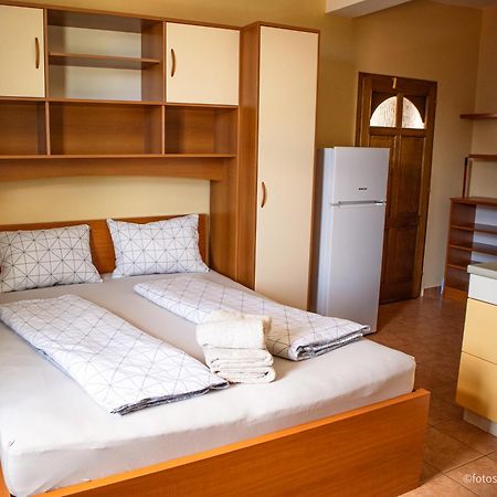 Guesthouse Marija Лопар Екстер'єр фото