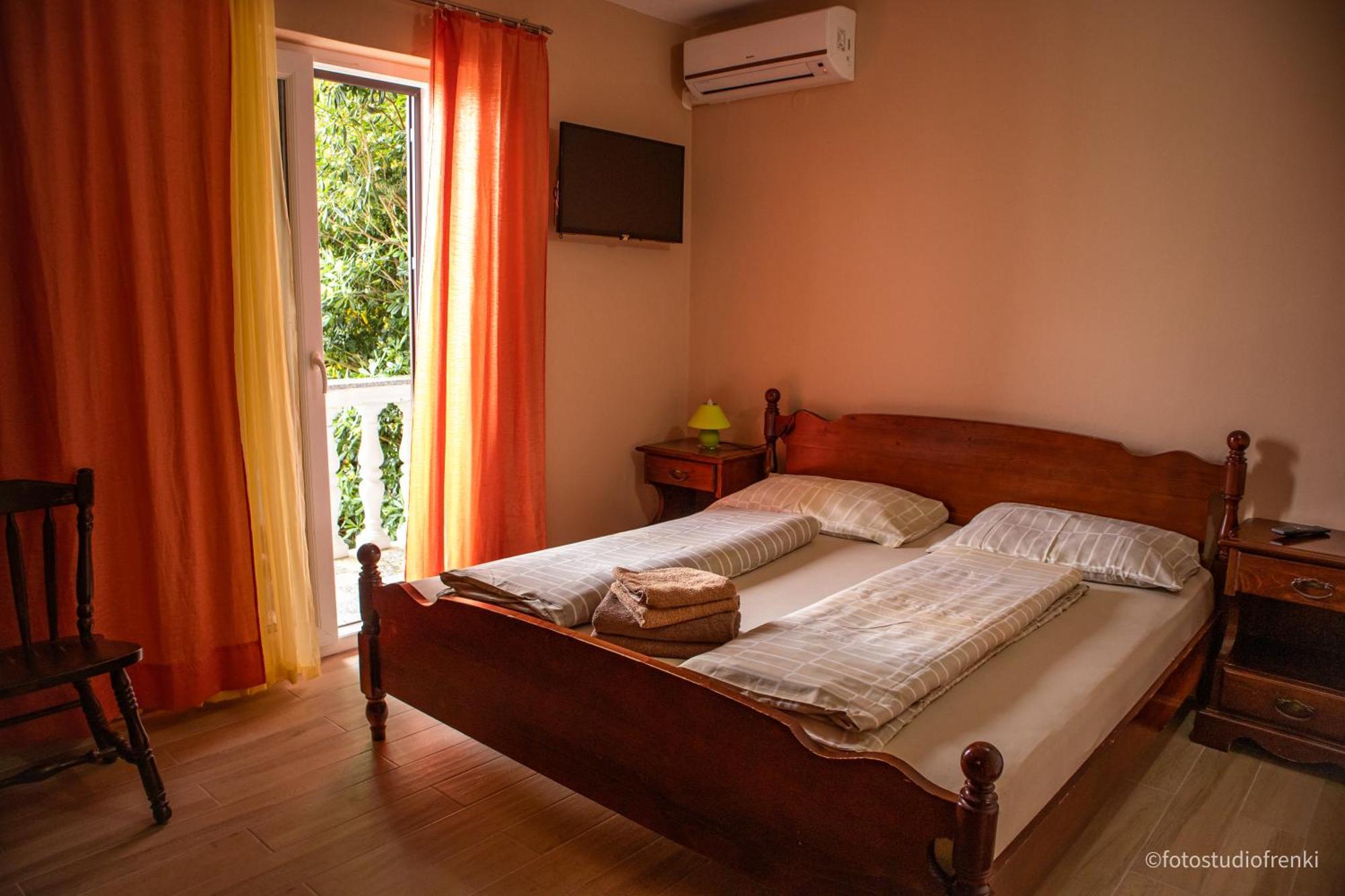 Guesthouse Marija Лопар Екстер'єр фото