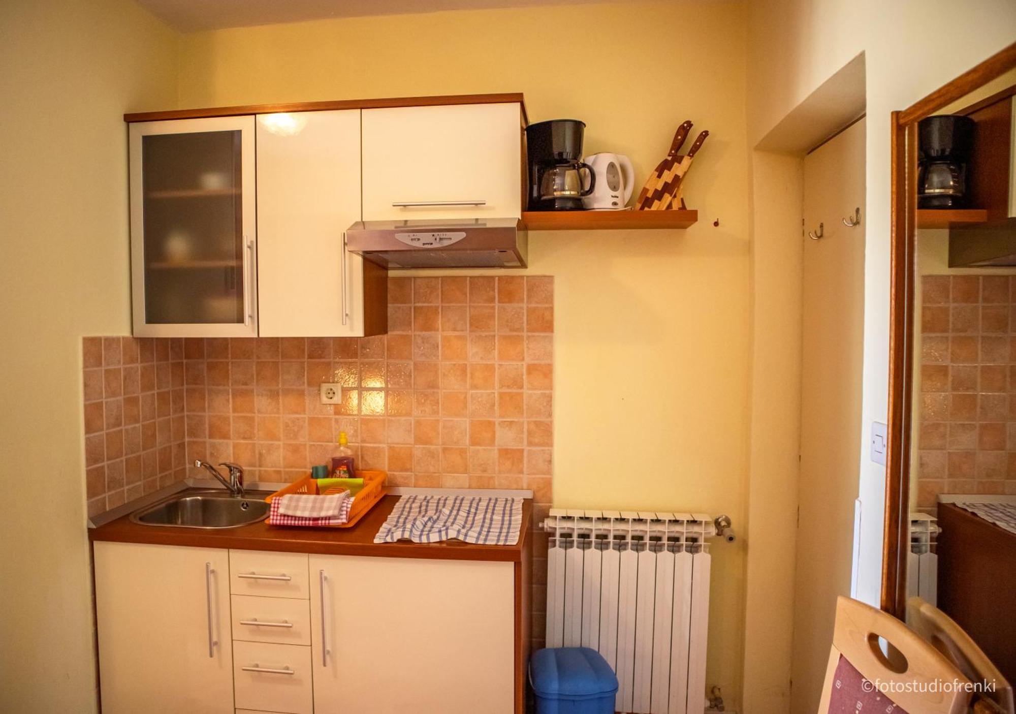 Guesthouse Marija Лопар Екстер'єр фото