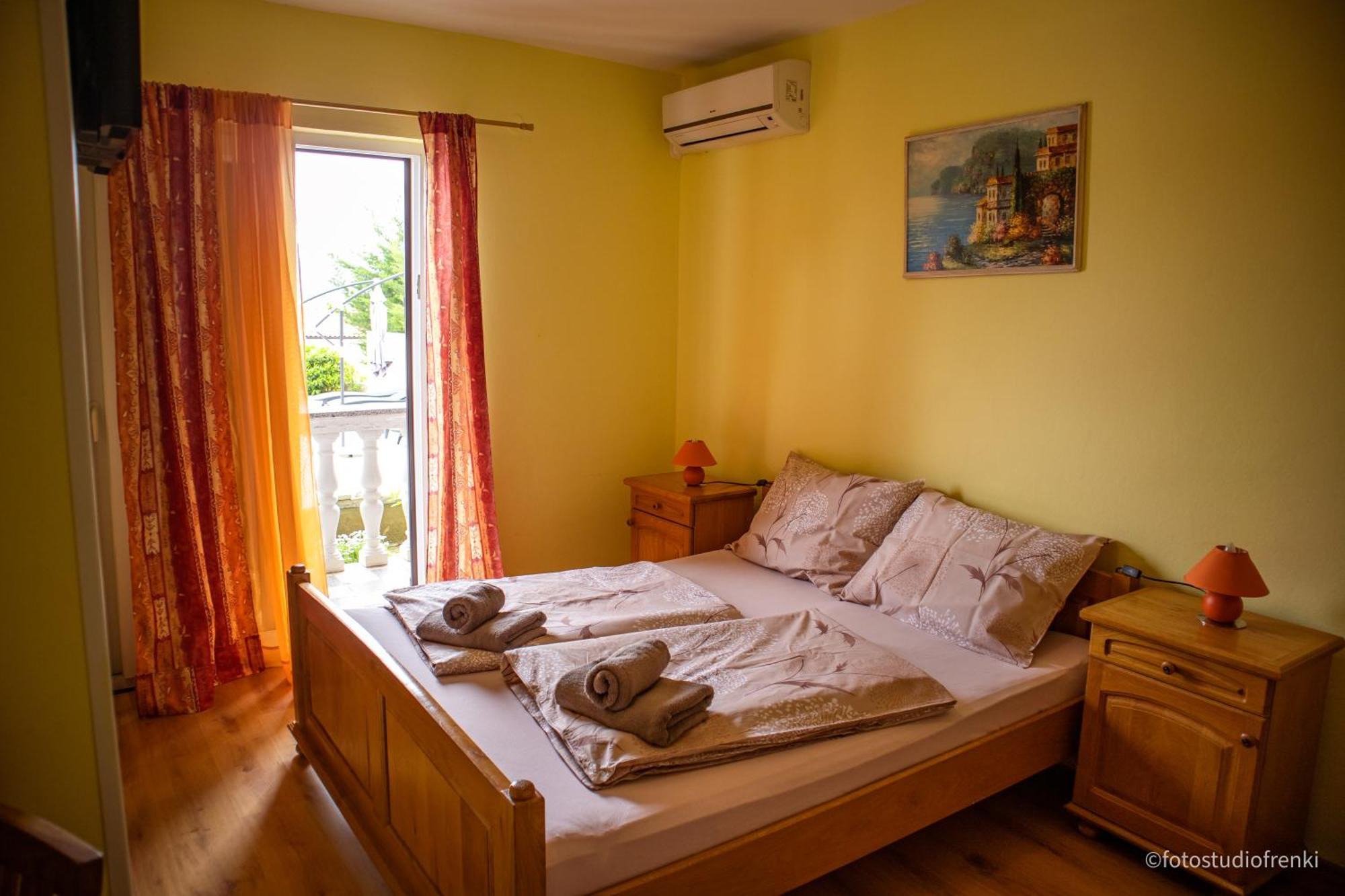 Guesthouse Marija Лопар Екстер'єр фото