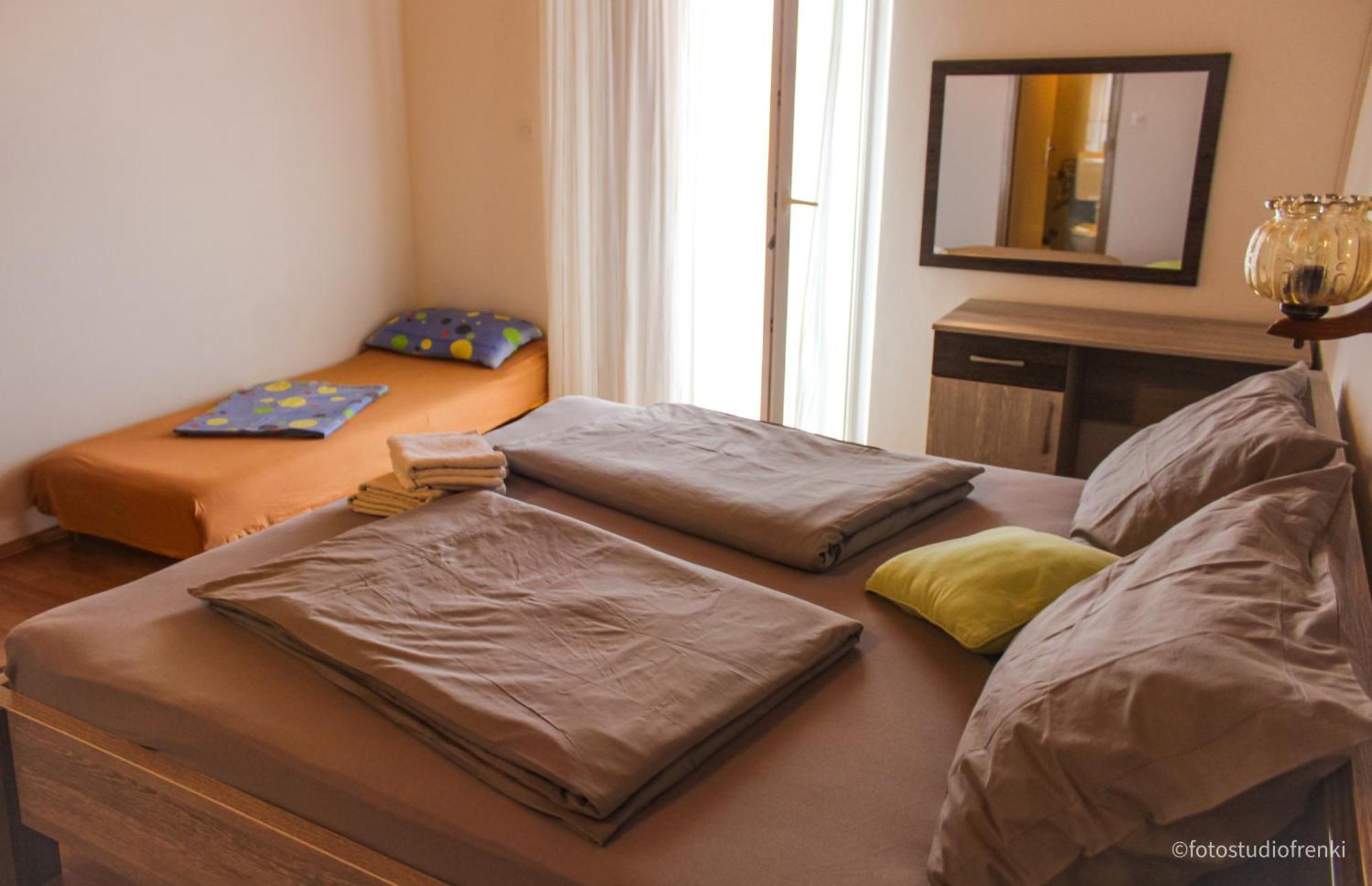 Guesthouse Marija Лопар Екстер'єр фото